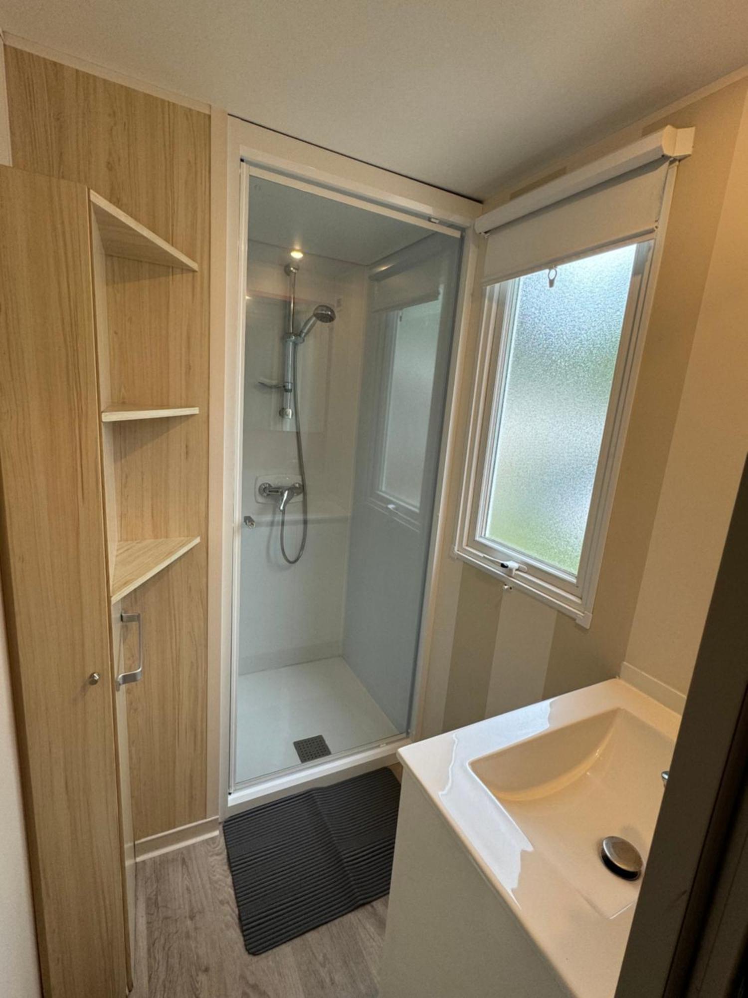 Mobil-home Le Manosely Confort 6 Pers Climatise * Agde