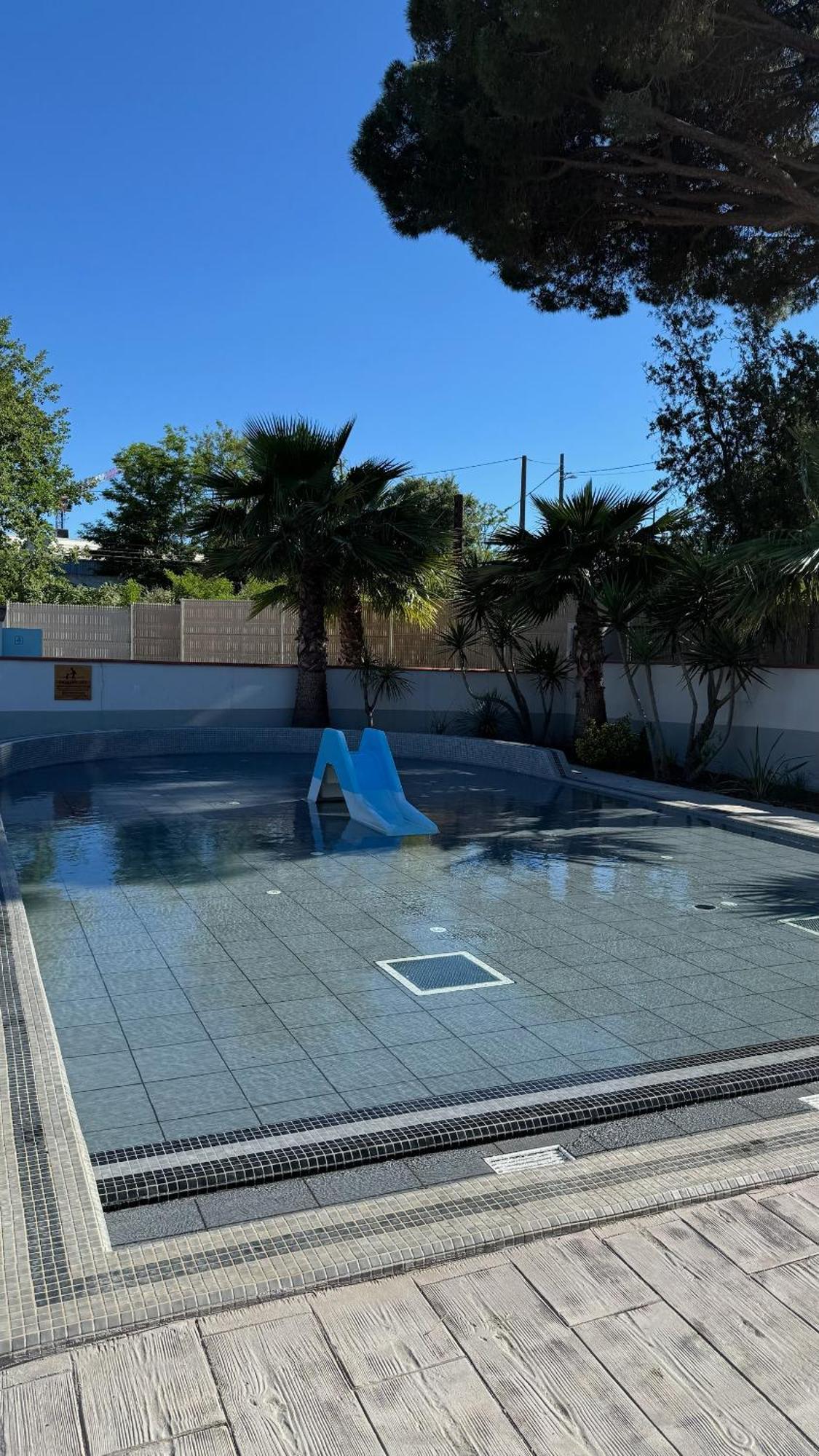 Mobil-home Le Manosely Confort 6 Pers Climatise * Agde